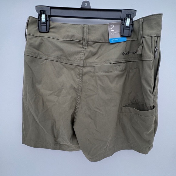 NWT Womens Columbia Size 2 Color Stone Green Hiking Walking Shorts - Picture 3 of 7